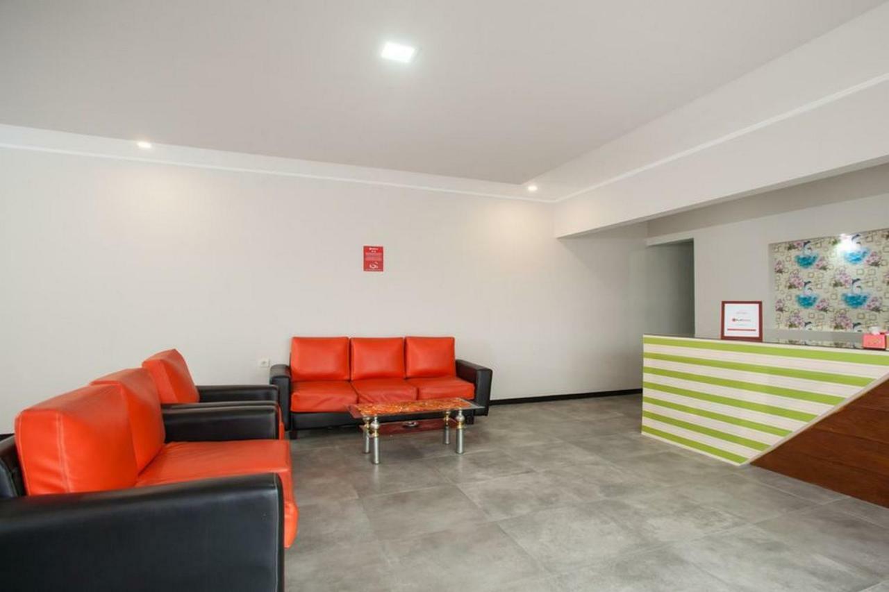 Reddoorz Syariah Plus Near Banyuwangi Airport المظهر الخارجي الصورة